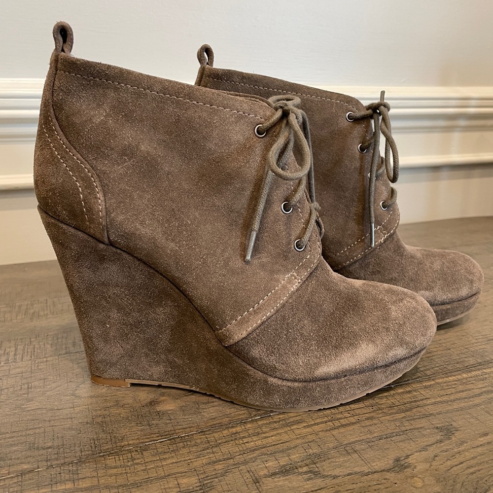 Jessica Simpson women’s Cynthia ankle bootie